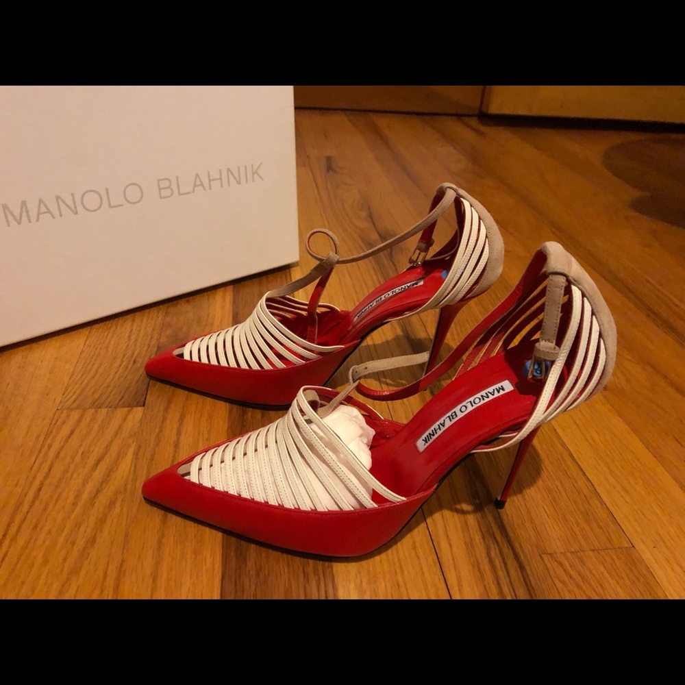 Manolo Blahnik pumps size 38